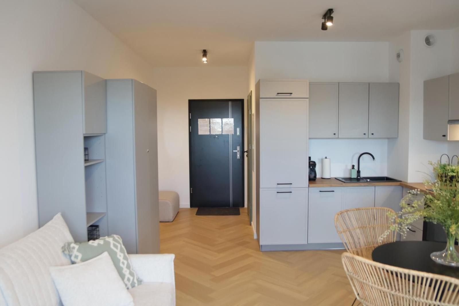 Cozy Apartment Rzeszow Bagian luar foto